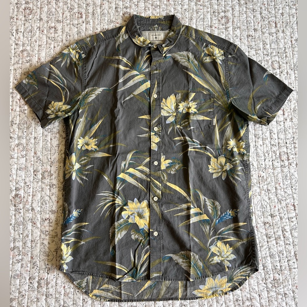 Men’s Button Down (L) / Bundle to SAVE!
